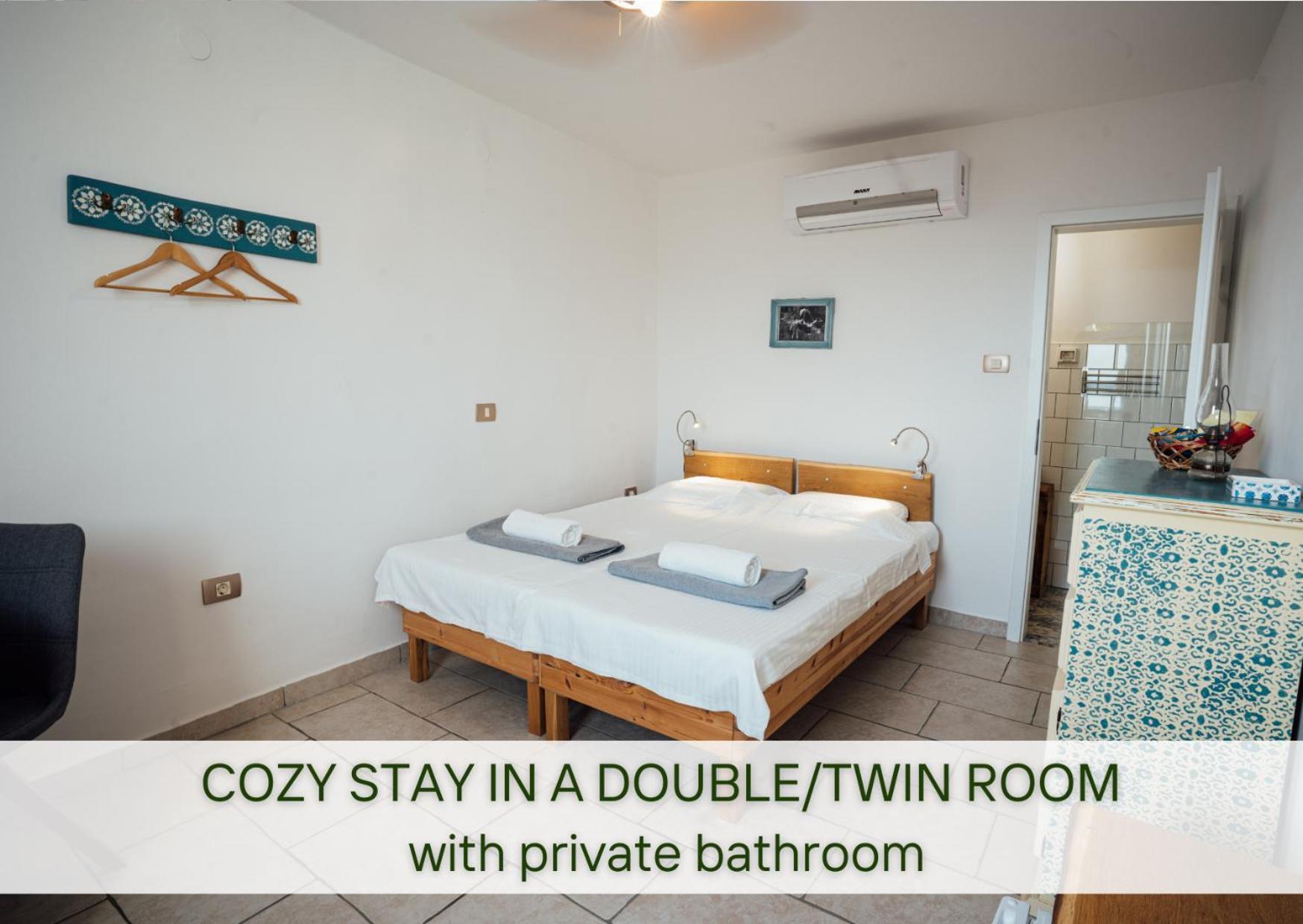 Guesthouse Kamniti Rob Črni Kal 外观 照片